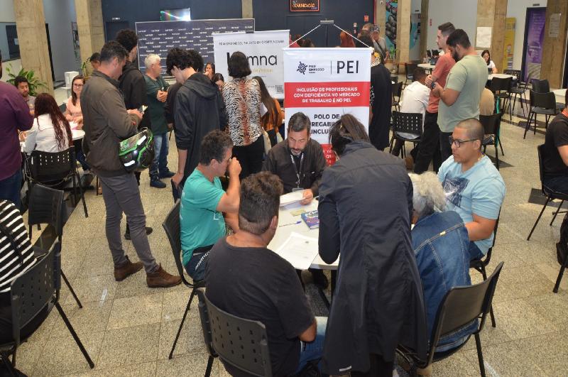 Dia de Oportunidade em Franca garante 15 contratações e novas inscrições em cursos