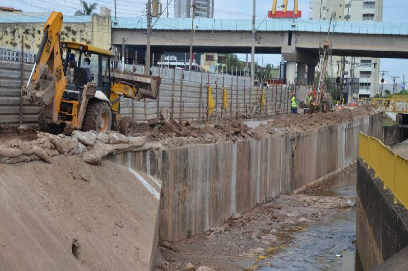 Franca avança com obras de drenagem e novas frentes em córregos